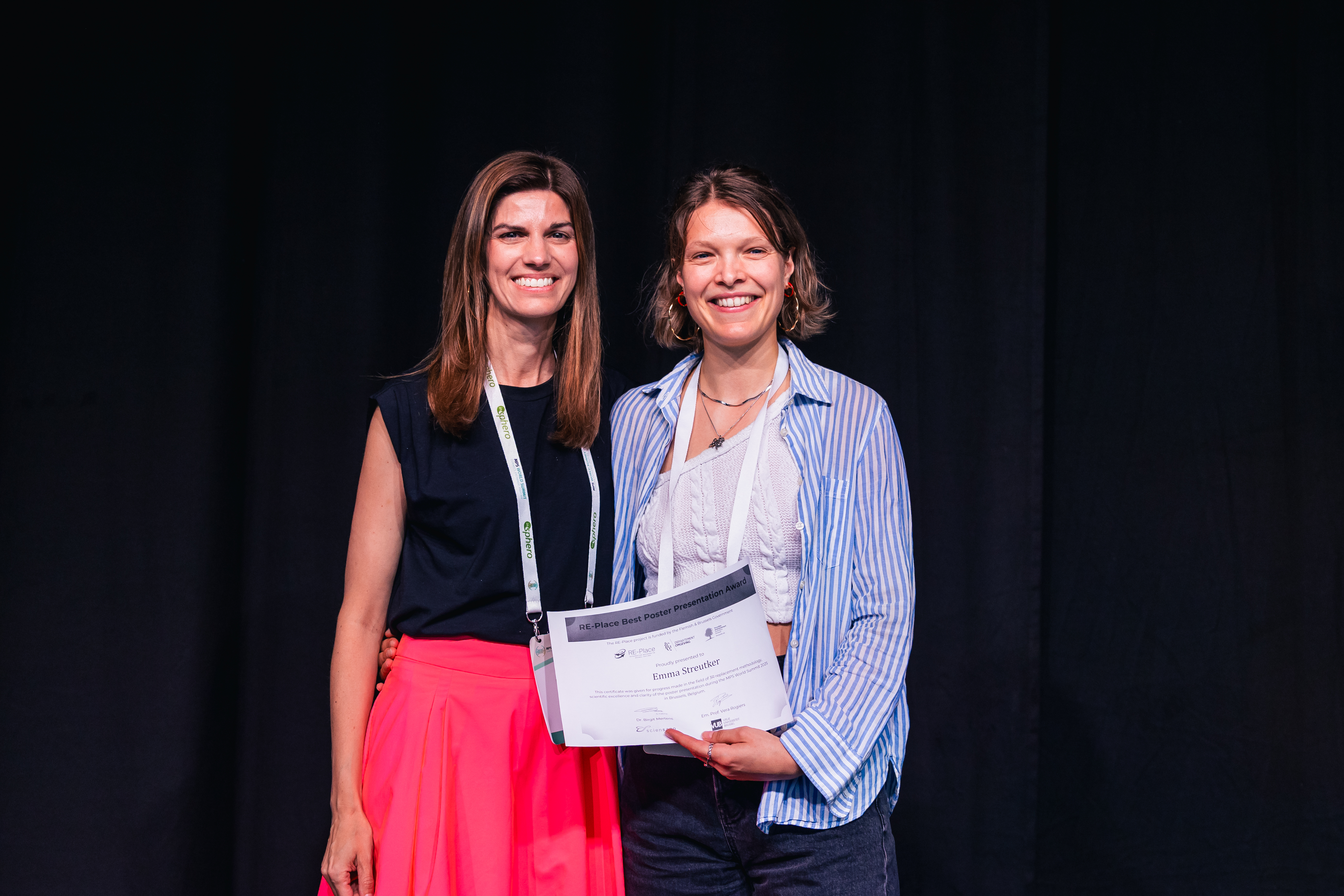 Emma Streutker wins RE-Place Best Poster Presentation Award at MPS 2025